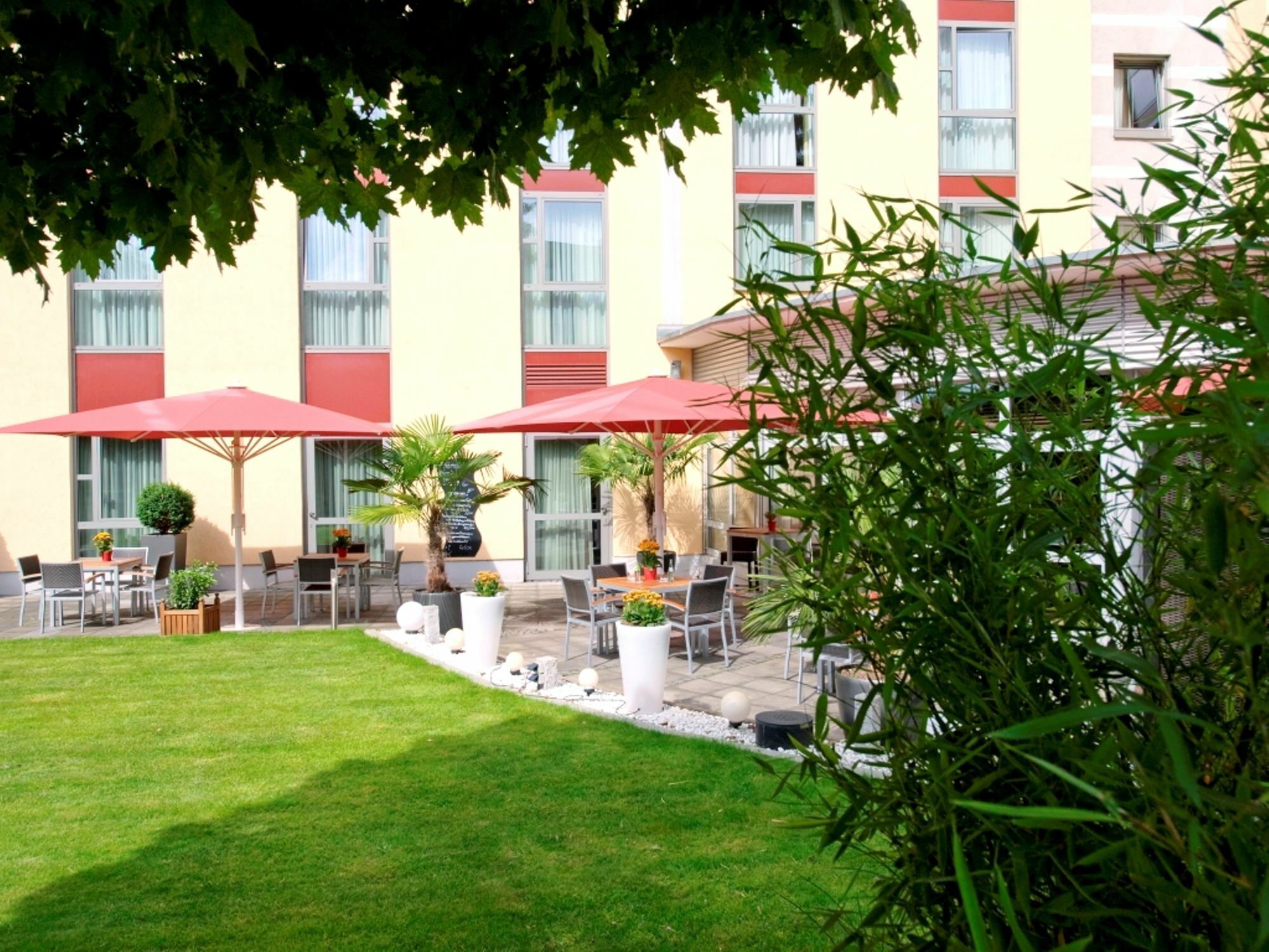 Philero 4* Kolonia